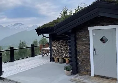 Ringstadsaetra Pa Sitt Aller Stranda (More og Romsdal)